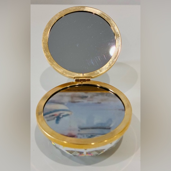 Sawatzky Crystal Apple Mirror Vintage - Gold Leaf Accent vintage crystal gift - Picture 2 of 3